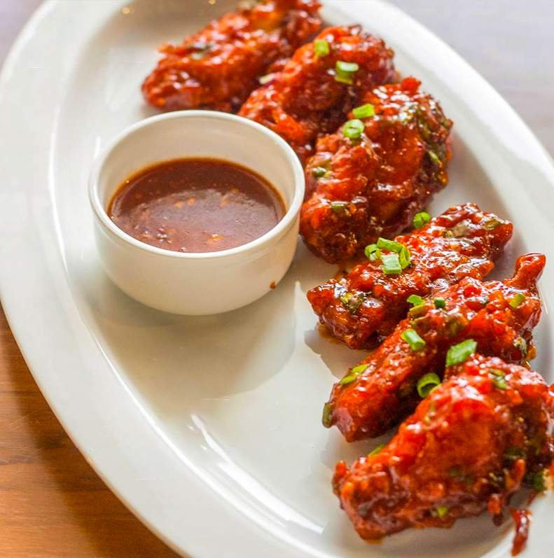 chicken-wings-cafe-delhi-heights