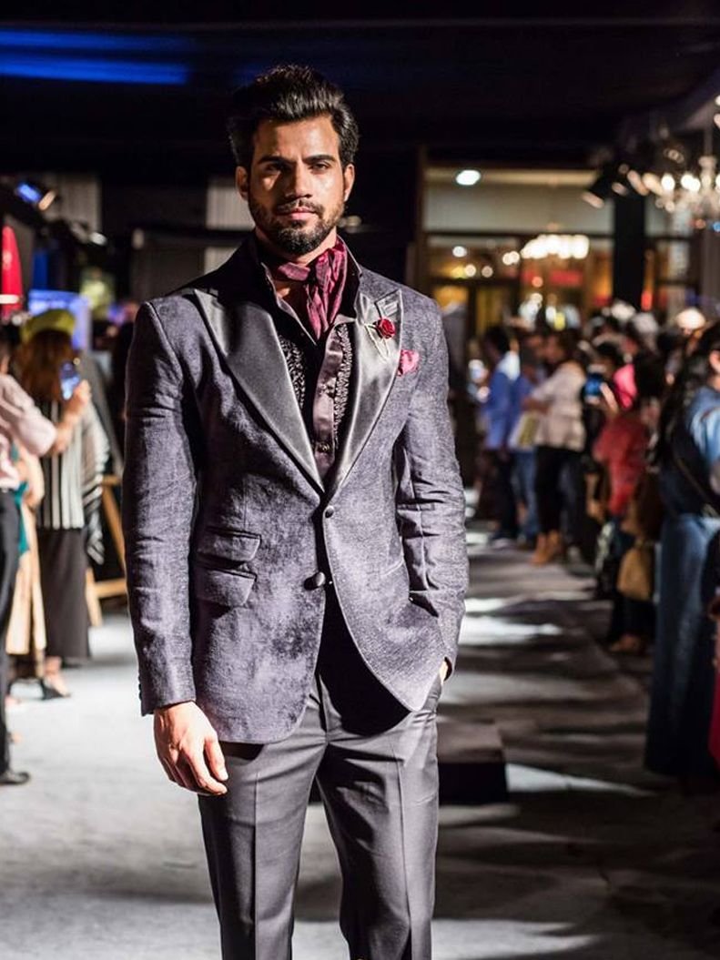 Suit Yourself: Dhruv Sehgal Launches New Flagship Store in Gurgaon ...