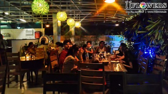 11-flowers-best-restaurant-in-vrindavan