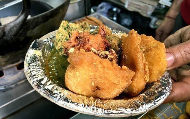 gaandhi Pakore wala sadar bazar gurgaon
