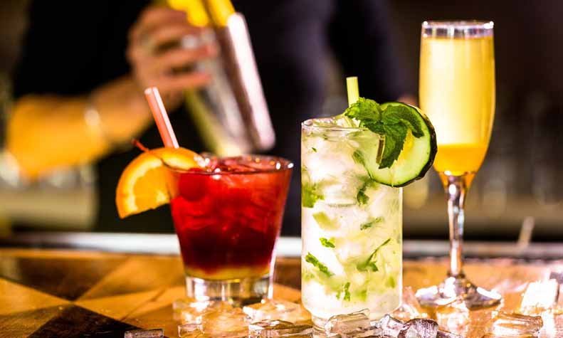 Order Drinks At Wine Shop Price Till 12AM At Gurgaon's First MRP Bar