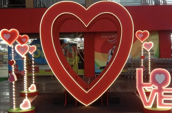 Spread the love with Grand Valentines bash at IRIS Broadway, Gurugram