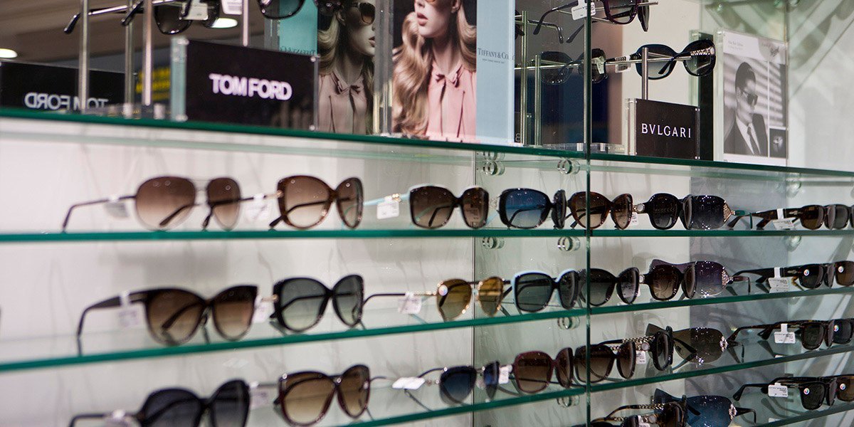 best-sunglasses-shops-in-gurgaon Hardev-Opticals-Good-Earth-City-Centre-Gurgaon