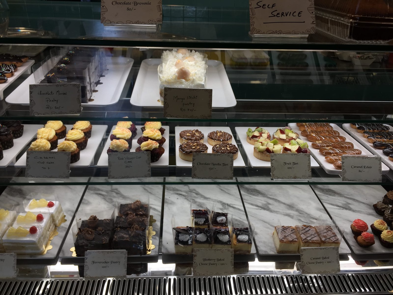 karachi bakery central plaza mall gurgaon