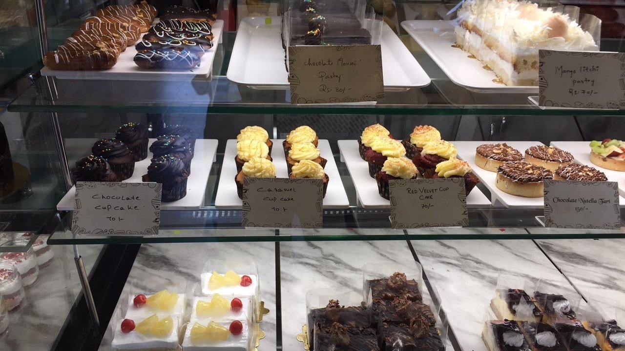 karachi bakery central plaza mall gurgaon