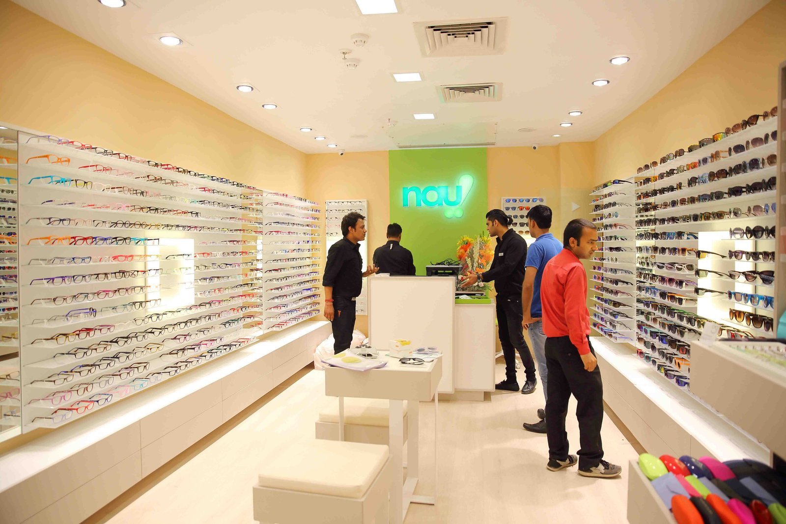 best-sunglasses-shops-in-gurgaon Nau-Ambience-Mall-MGF-Gurgaon