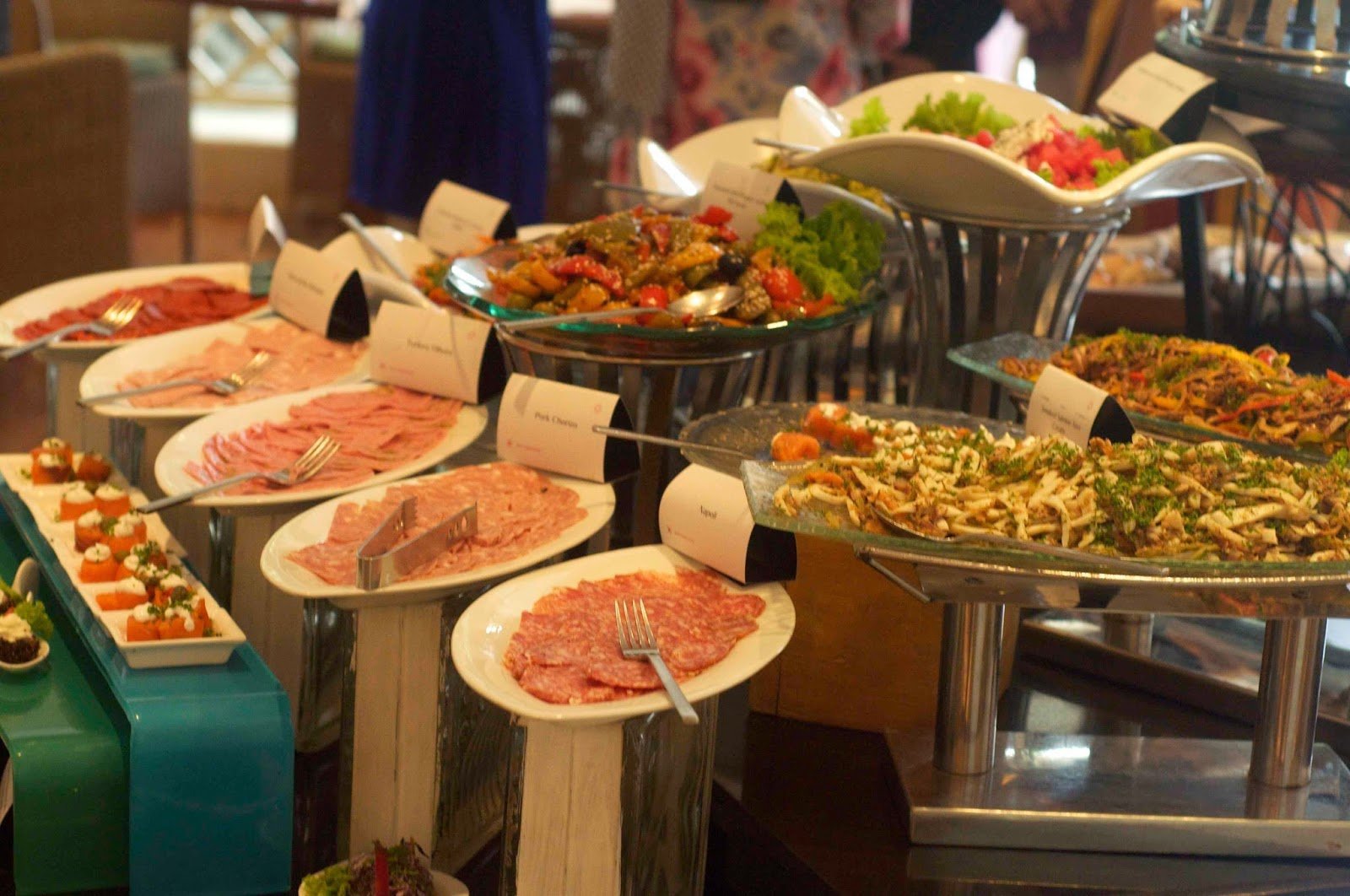 Oasis Vivanta By Taj Buffet Faridabad