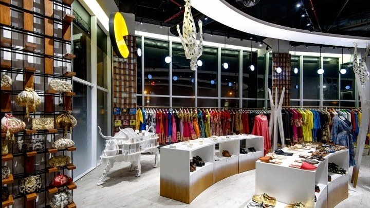 Surendri-flagship-store-by-yogesh-chaudhary-Gurgaon