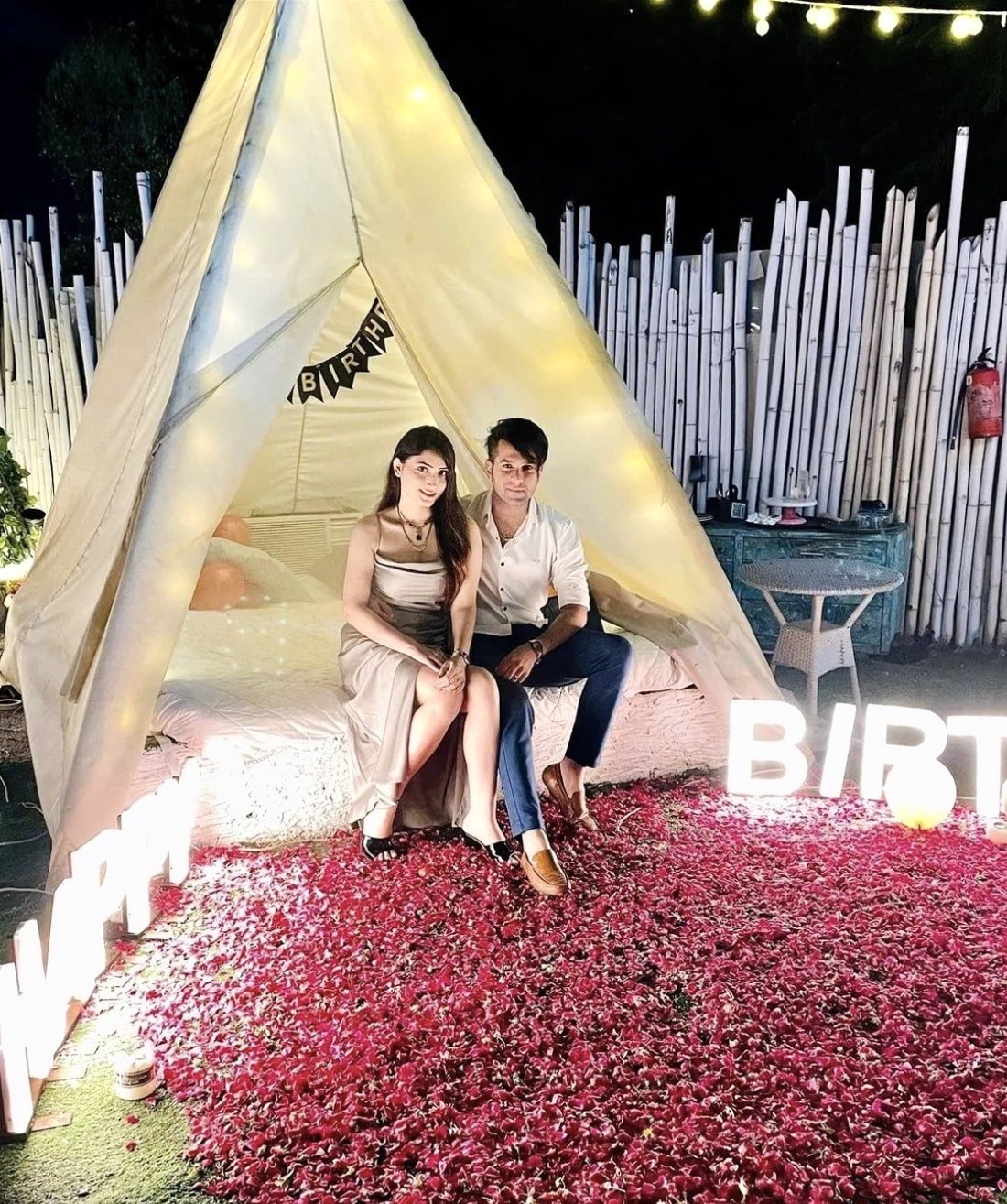 most romantic restaurants valentine day gurgaon The_Big_Tree_Cafe_Gurgaon