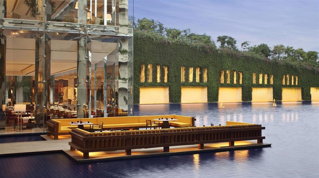 Threesixtyone-Degrees-The-Oberoi-Gurugram-Haryana