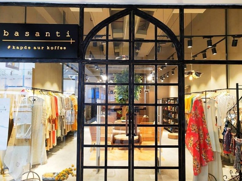 basanti kapde aur koffee ardee mall gurgaon