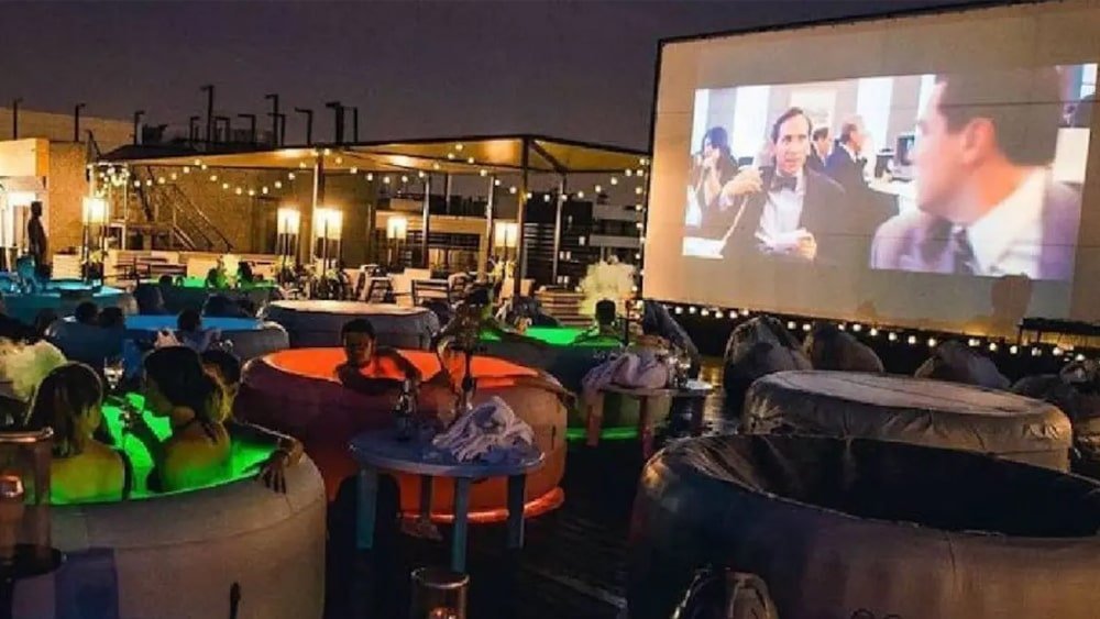 bath-tub-cinema-in-gurgaon