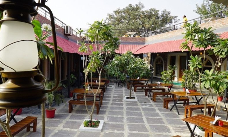 Bring Your Own Booze At These Best BYOBs in Gurgaon!