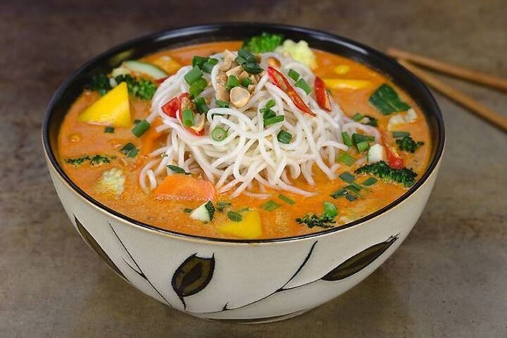 Best Khao Suey In Gurgaon