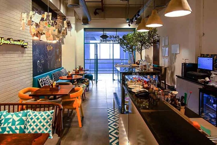Check Out This New Cool Cafe In South Point Mall Gurgaon!
