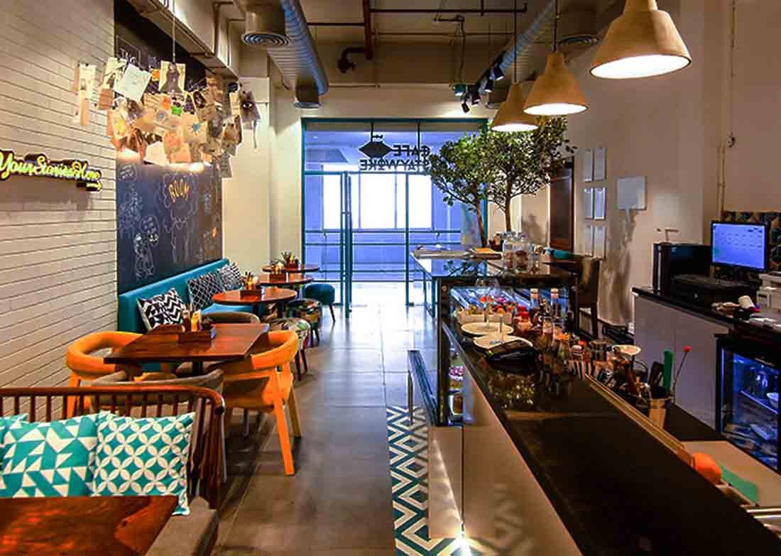 Check Out This New Cool Cafe In South Point Mall Gurgaon!