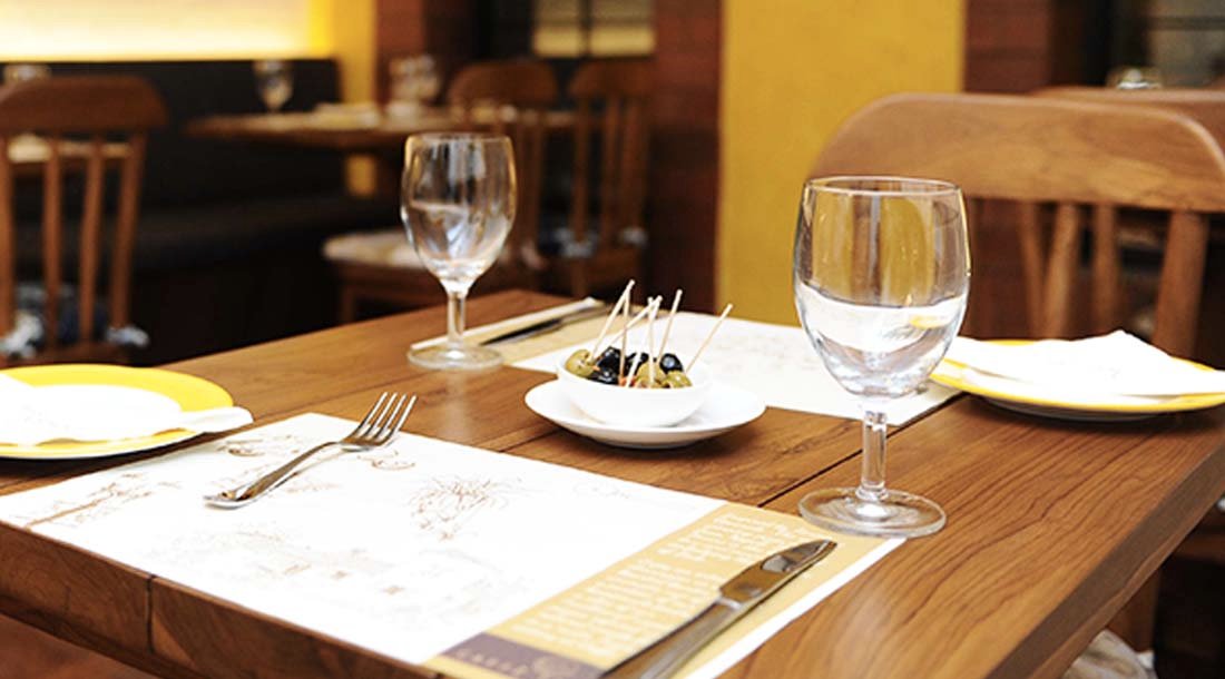 most romantic restaurants valentine day gurgaon caffe-tonino-gurgaon