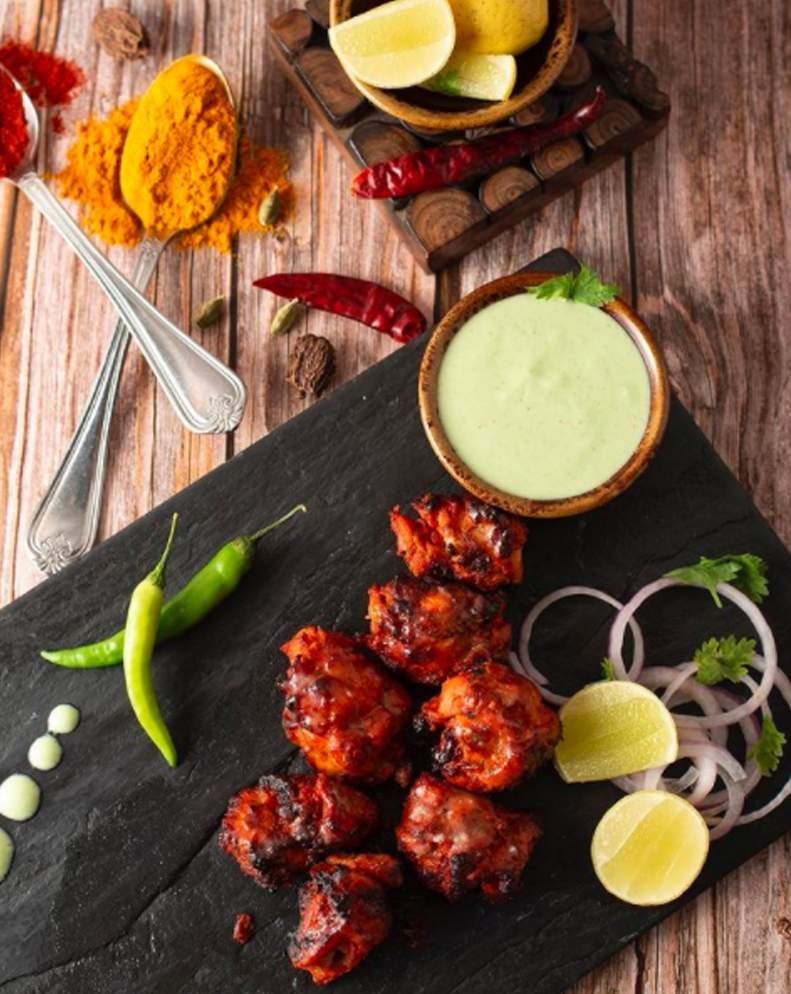 best chicken tikka gurgaon chicken-tikka-khan-chacha-gurgaon