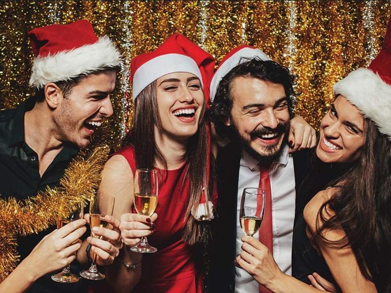 best christmas eve parties gurgaon christmas-party-untapped-brewpub-gurgaon