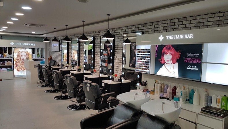cut and style south point mall gurgaon