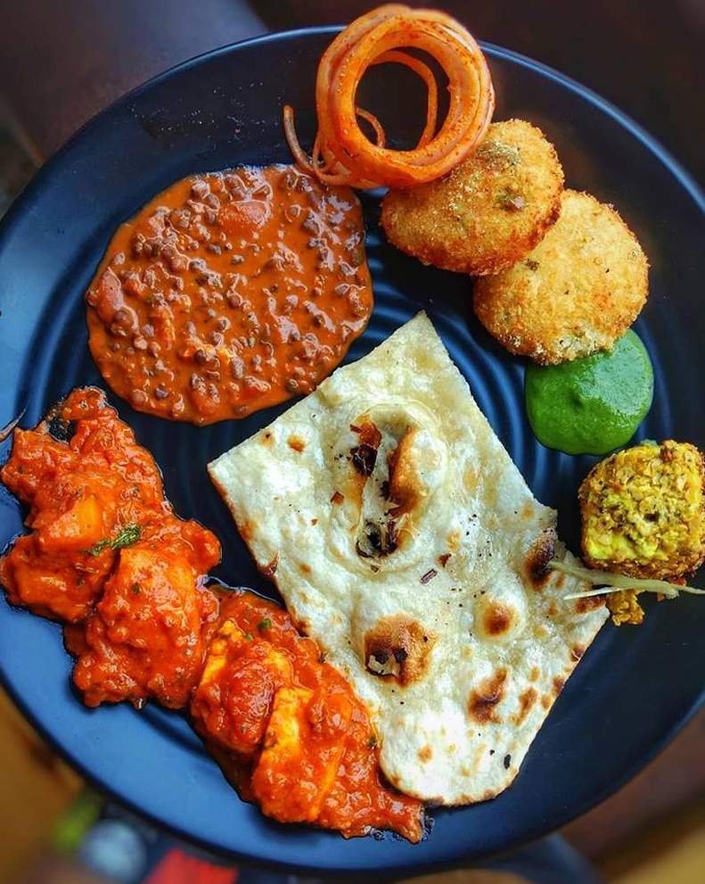 dal-makhani-circus-cyber-hub-gurgaon