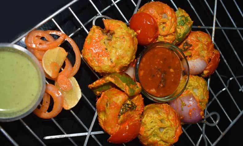 Satisfy Your Late Night Cravings from Dark Ages Restaurant Gurgaon