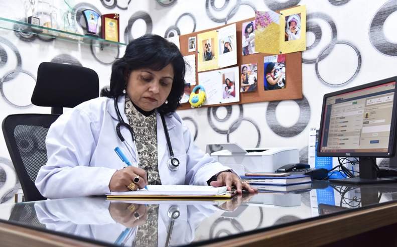 dr-meenakshi-sauhta-gynecologist-gurgaon dr-meenakshi-sauhta-gurgaon
