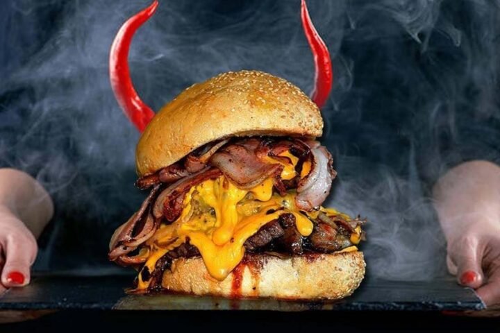 Dudleys Deliver Tasty Burgers, Shakes and Much More Till 4AM In Gurgaon