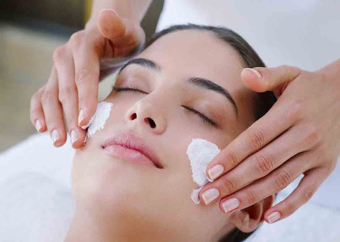 Pamper yourself At Home With Premium Salon Services From Elle Salon!