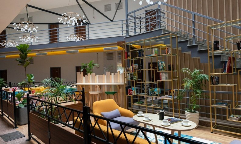 In Town For Work? Experience Comfy & Secure Co-Living At Flock Coliving Gurgaon