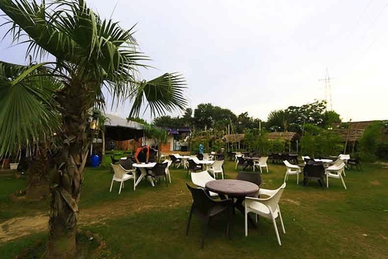 forest cafe gurgaon