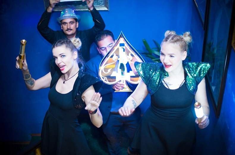 best christmas eve parties gurgaon gangsta-claus-party-distillery-gurgaon