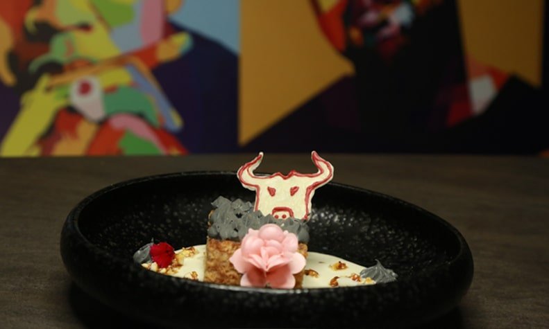 This New Restro Bar Is All About Crazy Hip-Hop Scene & A Quirky Sustainable Menu! & You Have To Check It Out
