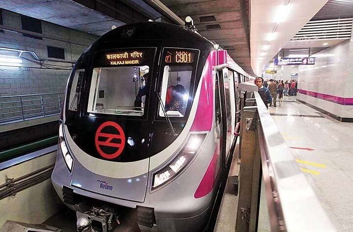 Gurgaon to Noida in Just 50 minutes! Good News for Metro Commuters!