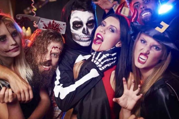 Find Your Perfect Halloween Outfit & Accessories At These Stores In Gurgaon