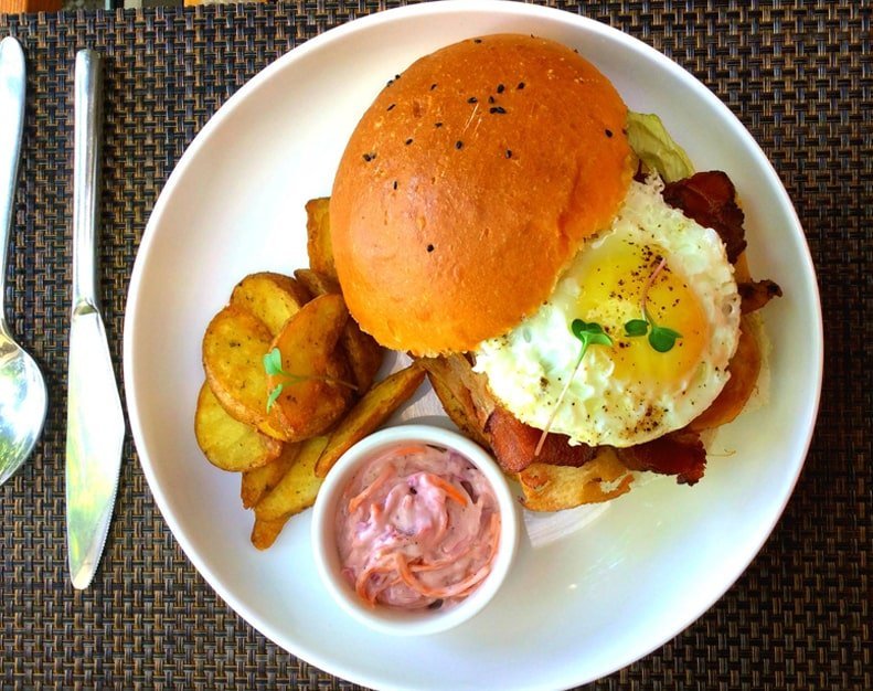 top-restaurants-in-gurgaon hamoni_cafe_by_the_greens_gurgaon
