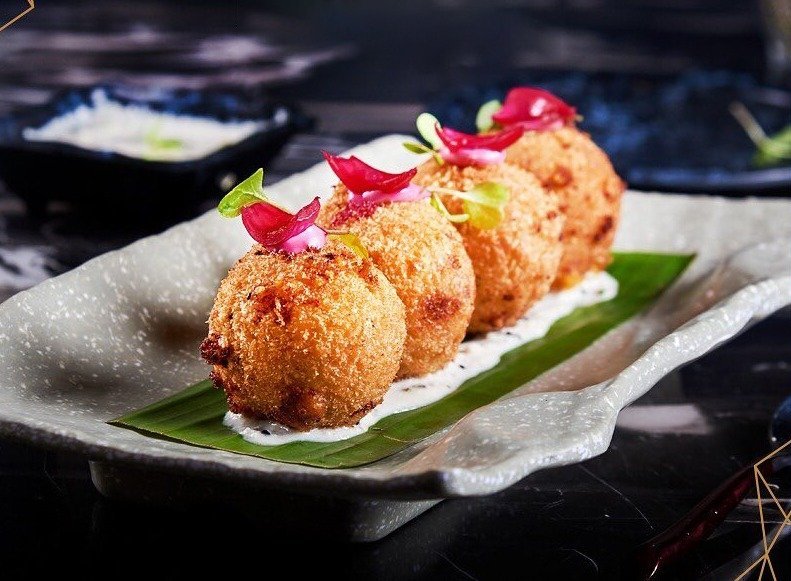 helix celestial bar gurgaon