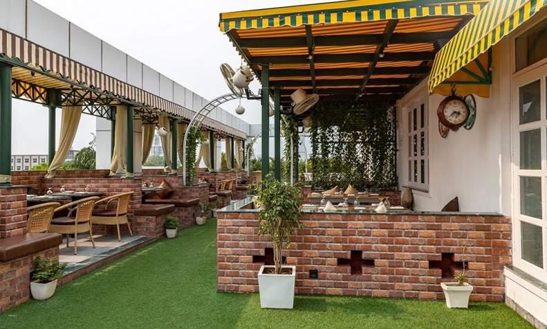 Visit Jimemsaab for an Ultra Charming Evening