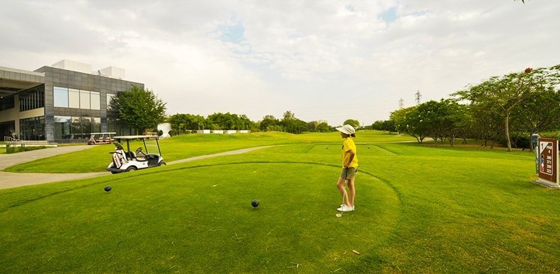 karma lakelands golf club gurgaon