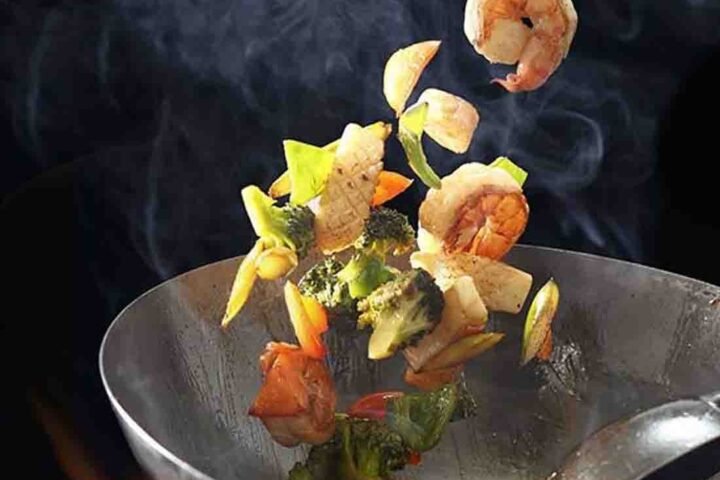 Chinese, Thai & Oriental Food At It Best at Live Wok! Gurgaon