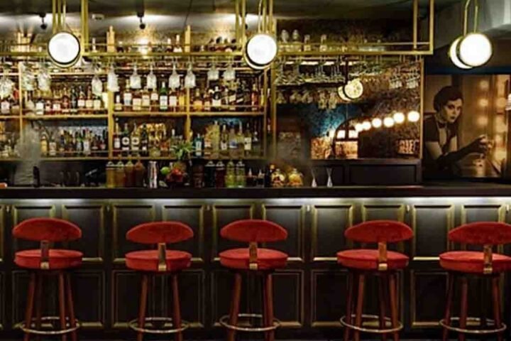 Party In 1920's Style At This Newly Opened Drinkery Parlour in Gurgaon