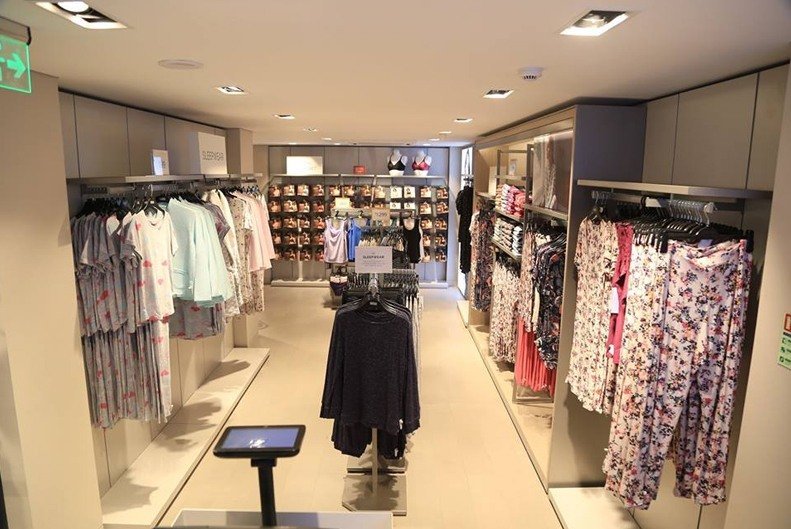 marks-spencers-cyber-hub-gurgaon