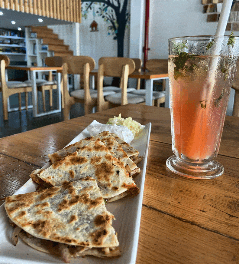 merak bistro faridabad