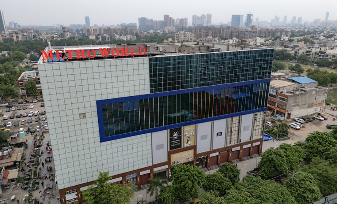 Unlocking A Lavish Spot With Food, Gaming Zone, and Nail Studio, Now in Gurugram!