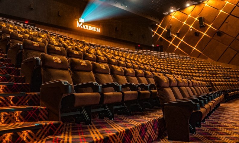 Chilling In Gurgaon? Go On A Movie Date At This Luxury Cinema In Gurgaon