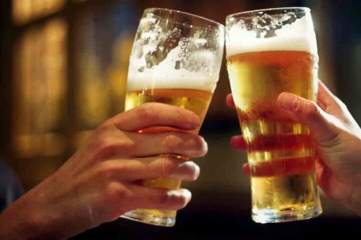 Chug Chug Chug: Beer For Just Rs. 69! Put Molecule On Your {Beer} Bucket List!