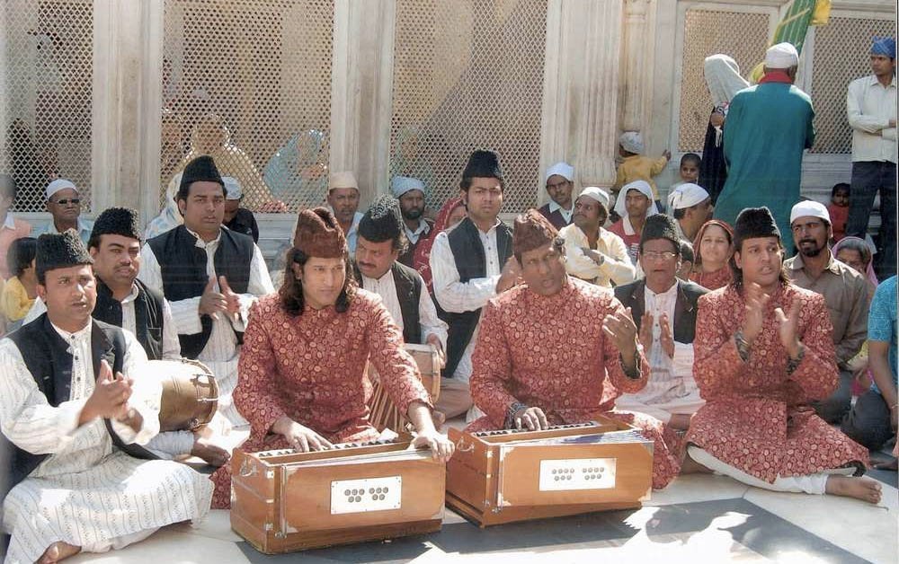nizami-bandhu