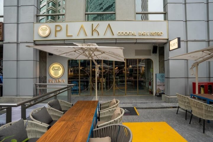 Get Greece Feels Now In Gurgaon With Plaka, Cocktail Bar & Bistro!