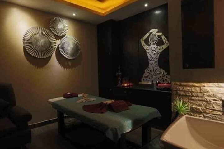 Check Out This CLEAN and Family Spa In Gurgaon