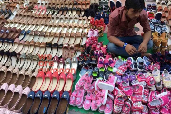 Here's Our Guide To Shopping In Sector 14 Market Gurgaon